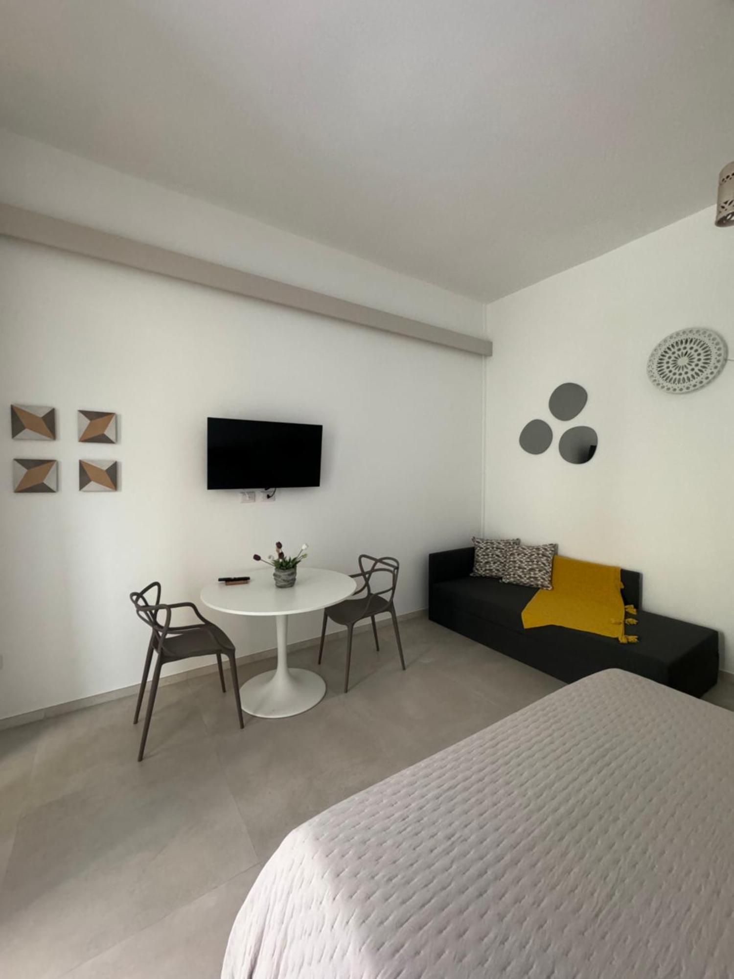Zefiro Suites Lecce Exteriör bild